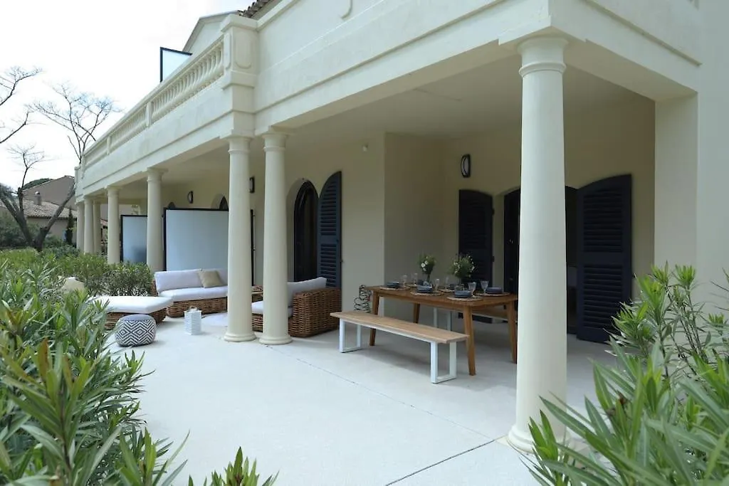 Grimaud Jardin Boreals 3 Bed Luxury Appt 0*,  Fransa