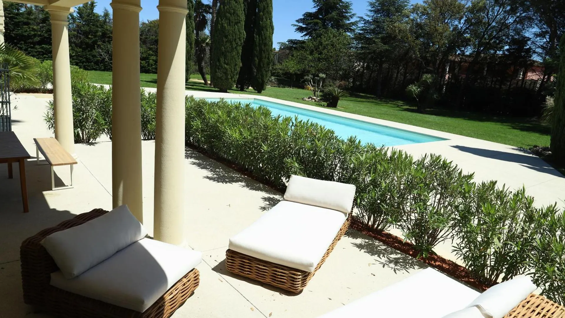 Grimaud Jardin Boreals 3 Bed Luxury Appt